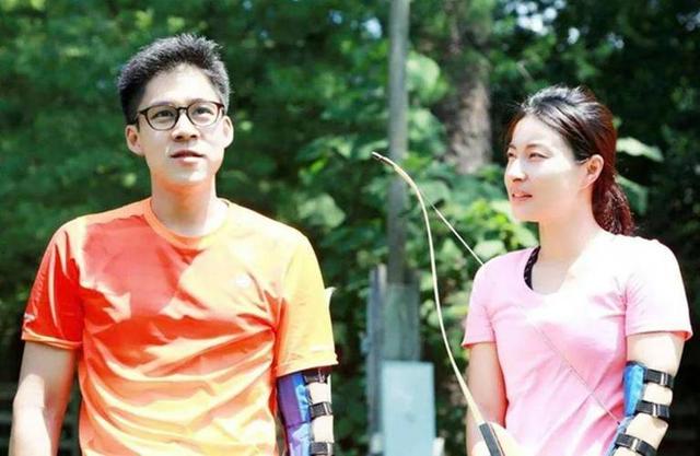 摊牌了！结婚13年，郭晶晶再次迎来喜讯，原来霍震霆当年没说错