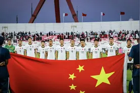 随着中国1-0巴林，卡塔尔3-2乌兹别克斯坦，18强赛最新积分榜如下图片