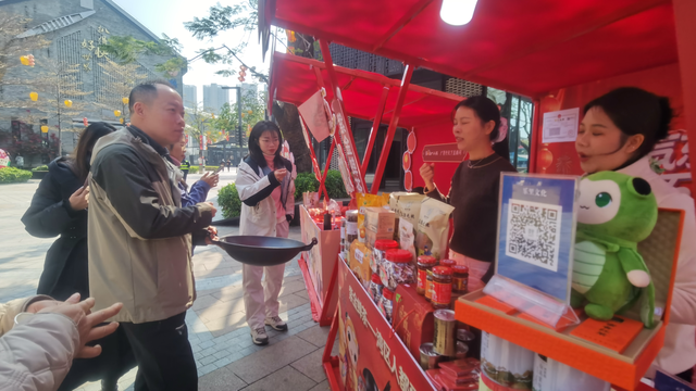外地游客感受顺德浓浓年味