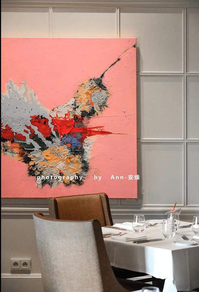 在这个欧洲炼金师都梦想发财的“黄金之城”，能否发现翻身指南？