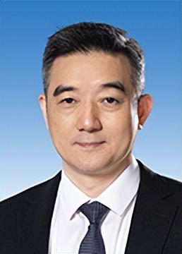 国务院最新任免9位干部