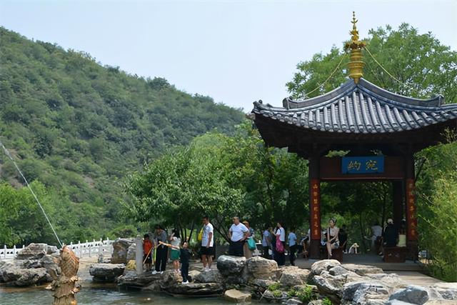 走进蒙山景区，感受夏日清凉...