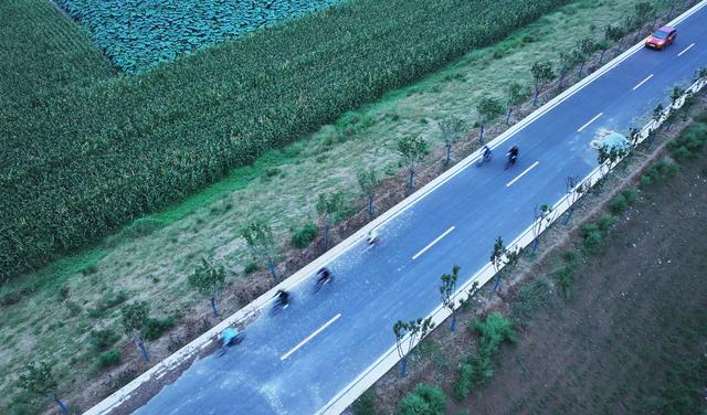 #运城头条#世界骑行日风雨中黄河一号旅游公路“骑”乐无穷