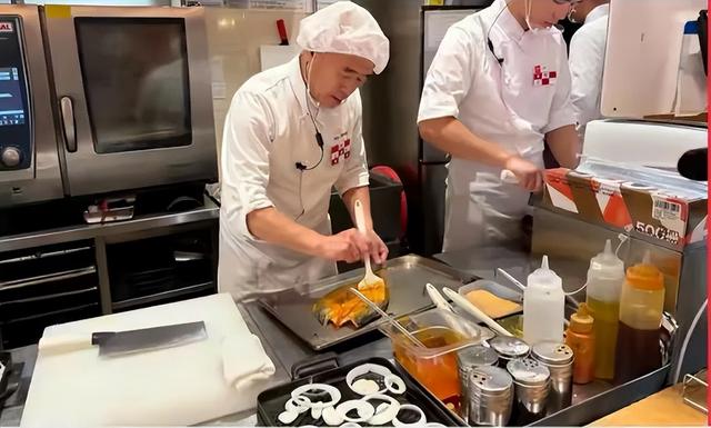 于东来突然“隐身”，西贝风波搅动商圈，舆论与品牌博弈加剧