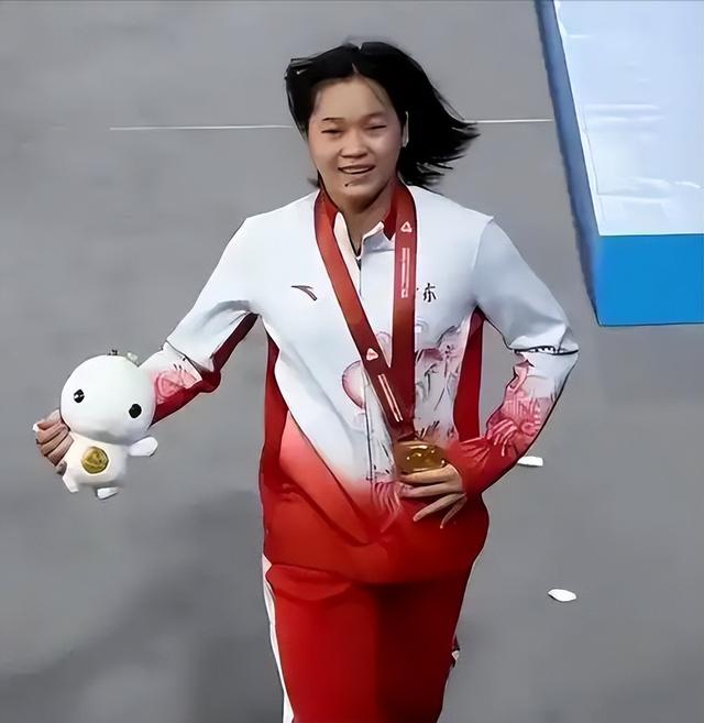 官宣退役不到1月，张家齐接受采访，语气平淡，却让人心疼