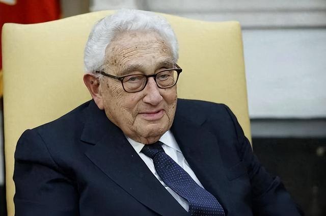 台海还没开战，另一场恶仗已逼近中国？美撕下伪装，基辛格没说错