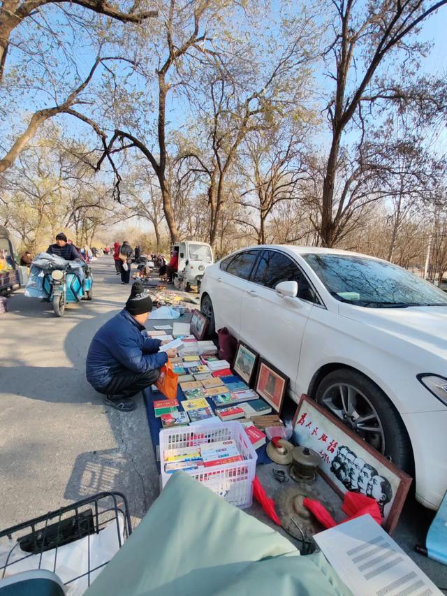记录德州:岔河河堤上的大集,人山人海,异常热闹