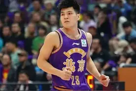 广东男篮大动作：陈国豪大概率加盟，北控估计要放人了。图片