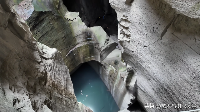 1500年历史的“地下迷宫”：一座从百万吨岩石中凿出的隐秘世界