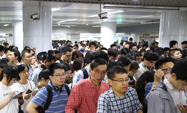 德国记者来河南旅游，游玩三天后懵了：欧洲迟早会被中国 “卷” 倒