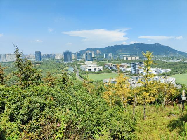 苏州城边缘的幽静山野，览尽宽阔天地间的无限风光！