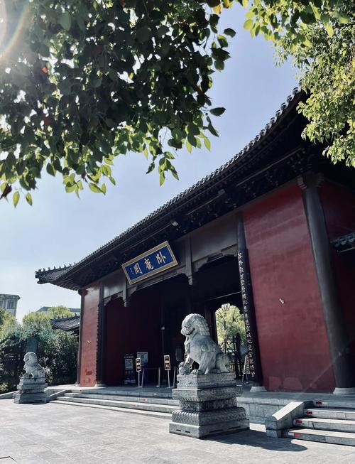 南阳，到底有多“中”？这座被低估的河南宝藏，藏着半部中华史！