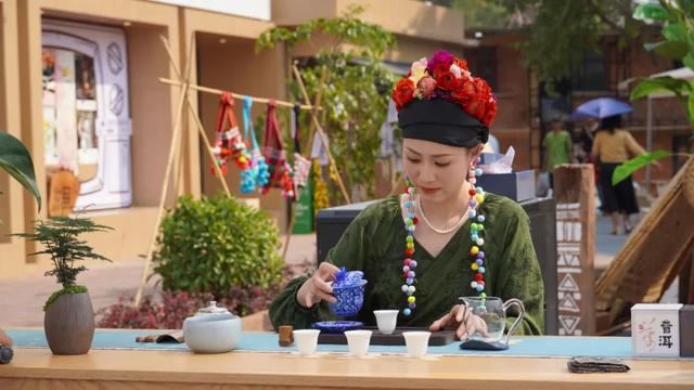 普洱思茅:茶咖空间里的文旅新体验 助力暑期旅游持续升温 | 有一种叫云南的生活