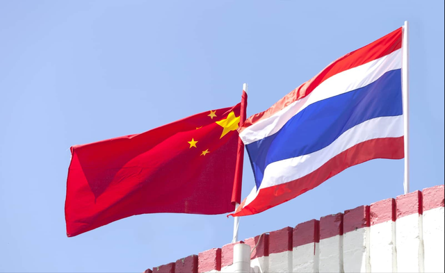 泰国缴获柬埔寨中式武器后，找中国使馆兴师问罪，我方有言在先