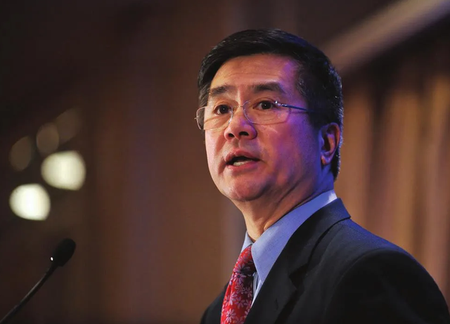 骆家辉警告中国：最好不要自主生产尖端芯片，这不是美国想看到的