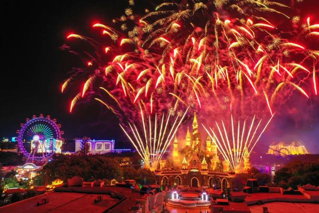 候车新玩法！机器人“墨茵”上岗，这里还有专属福利