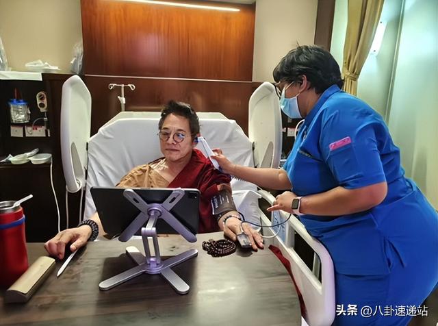 李连杰手术5天后，担心的事情发生了，5cm刀口也没换来大众同情