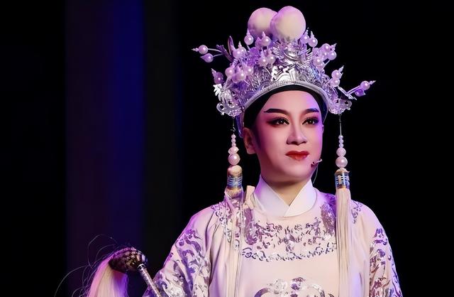 一路走好！又一演员走上朱媛媛后路，年仅49岁抗癌针也没留住性命