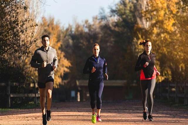医生说：中年人最该跑步，但90%的人跑错了！