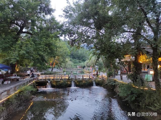 江口：“玻璃水”成暑期新宠 助推乡村旅游发展