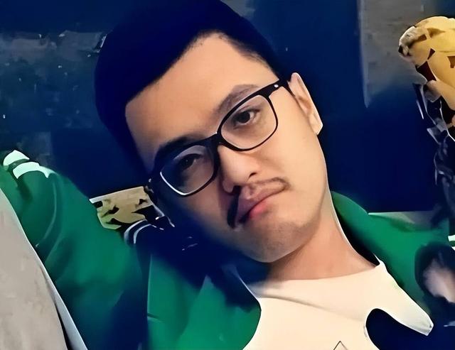 被马蓉横刀夺爱6年后	，宋喆前妻杨慧，已成为他们高攀不起的人