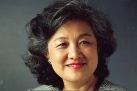 章含之临终遗言令人不解，其女洪晃表示妈妈很聪明图片