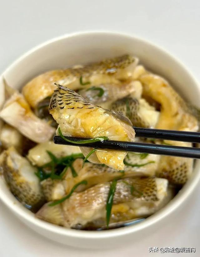 吃10斤红薯不如吃1斤它！50岁后要常吃，养胃护肠腿脚好