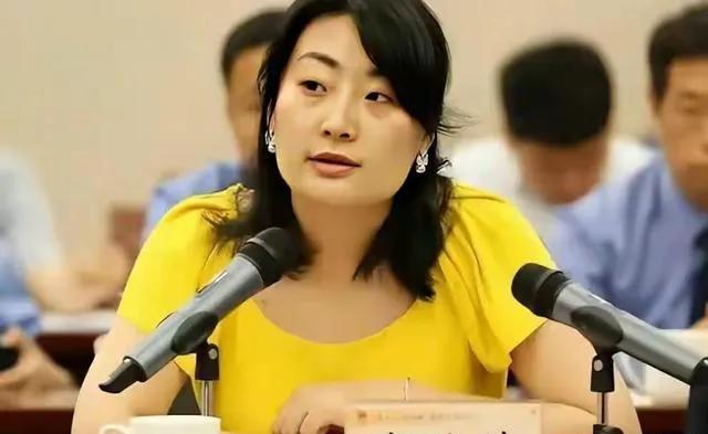 遗嘱风波升级！宗庆后三子女美国归来，长女宗馥莉败诉内幕揭秘 ！