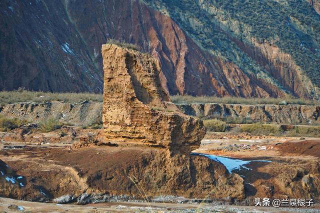 探秘隐藏在兰州红古大山深处凤凰大峡谷原生态丹霞秘境