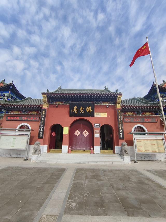 徒步穿越西流湖，赏秋正当时