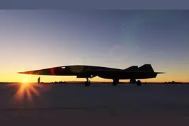 中国“亚轨道轰炸机”首亮相，台专家曾表示，美导弹技术略逊一筹图片