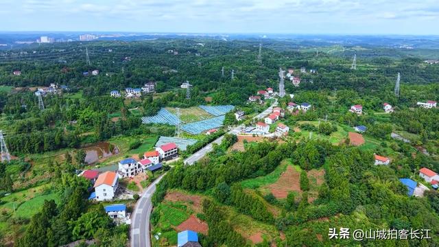 四川排首位的“打工县”，地理位置优越，藏着成为经济强县的惊喜