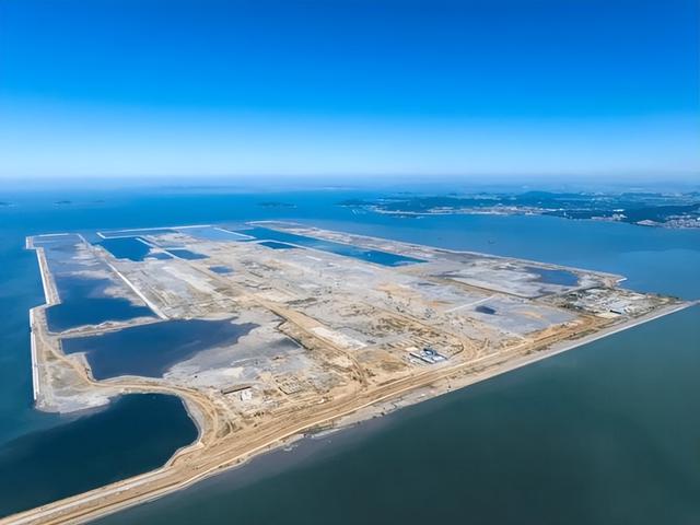 超越美国日本！中国投资263亿建全球最大海上机场，它到底有多牛