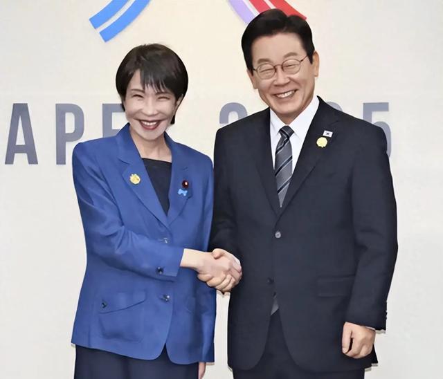 高市安排妥了，李在明在日本吃晚宴	，饭还没下肚，中方先回了14字