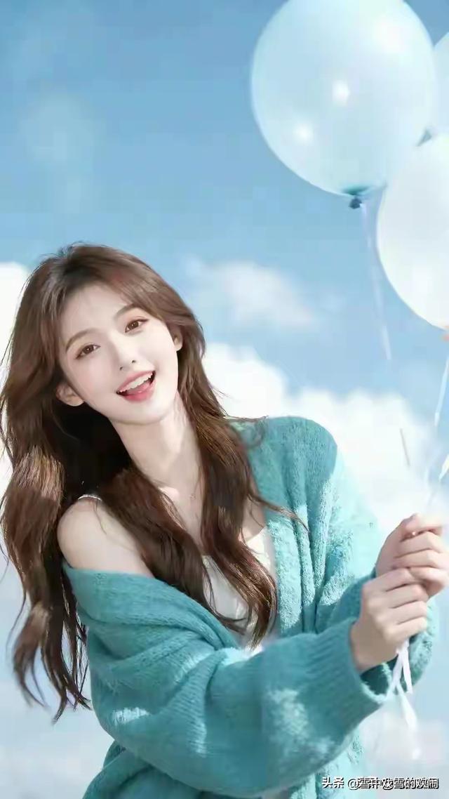 江苏徐州一校花好漂亮	， 身高168cm，体重46kg 美的让人移不开眼