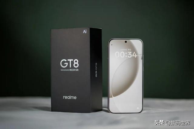 预算2500左右，“最值得入手	”的四款手机