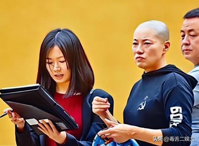 风流尼姑释智定：白天念经晚上夜店，东窗事发时，屋里还藏着假发