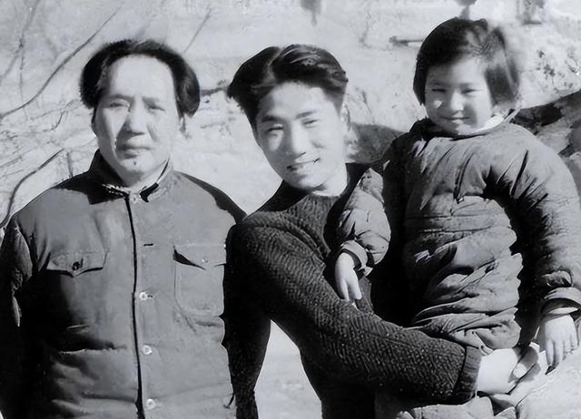 毛岸英入朝作战牺牲	，主要责任人是谁？毛主席其实早就点明过真相