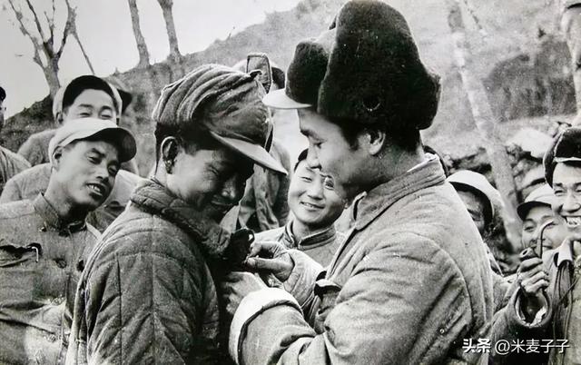 美顶级枪手打中志愿军战士,20分钟后尸体竟动了,想补枪为时已晚