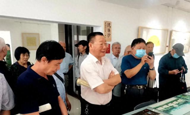 翰墨飘香歌盛世 丹青焕彩颂华章