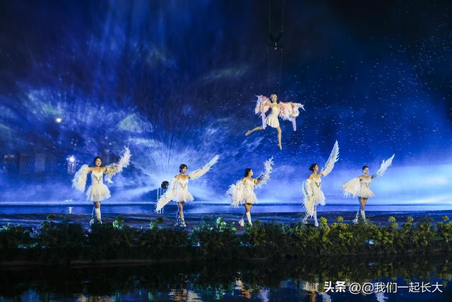 抓住暑假尾巴！济野日夜奇幻狂欢，甜蜜恋爱季点燃盛夏终章
