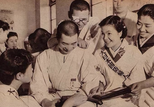 日本的“人种改良”，号召女性“借种”杂婚，以此改变后代基因