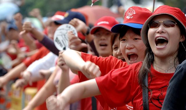 美债暴雷，中国将损失巨大！中方警告美国：不要自私，祸害全世界