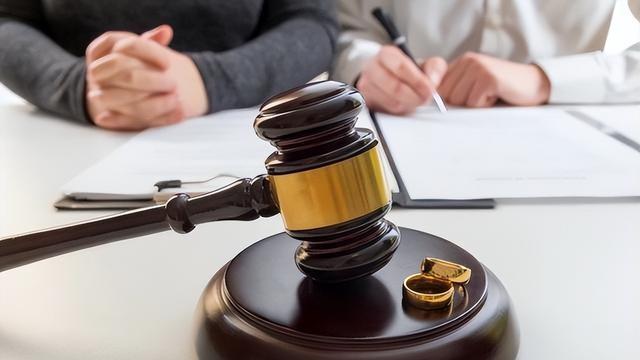 知名演员张艺洋已枪毙！中国娱乐圈首例，倪大红、李雪健被牵连