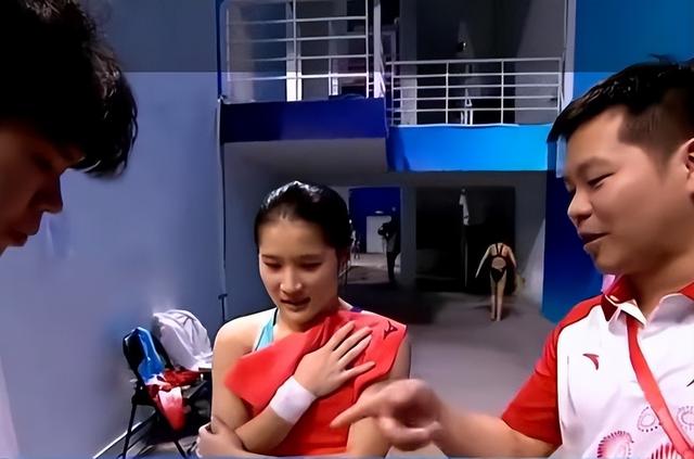 跳水界再出黑马！王伟莹勇夺单人冠，采访意外透露全红婵真实状态