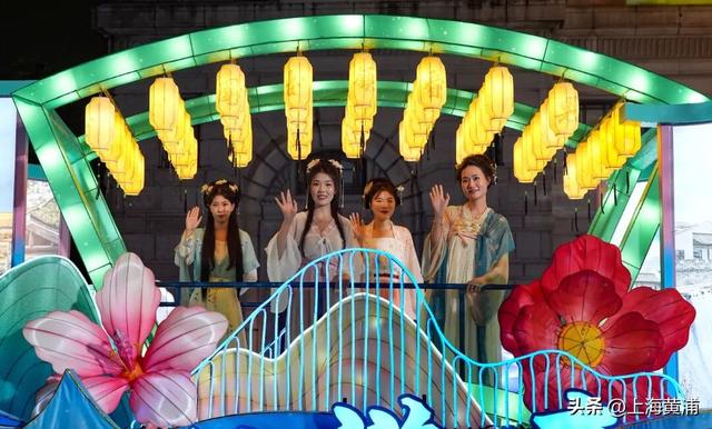 台前梦幻，幕后守护！原来这就是上海旅游节大巡游的“双面魅力”