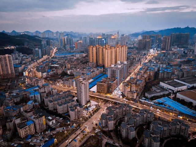 下一个“贵阳”已确定？毕节、黔南落榜，这座黑马城市呼声高！