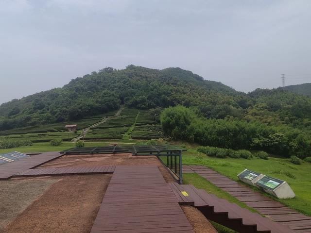 余杭安溪镇有一个瑶山遗址公园