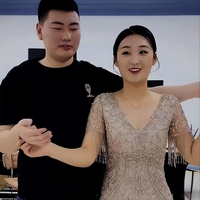 朱小伟做梦也没有想到，离婚四年后，前妻陈亚男还是不愿放过自己