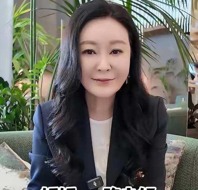 善恶终有报！前央视王牌主持人王小骞，如今沦落为“人人喊打”？